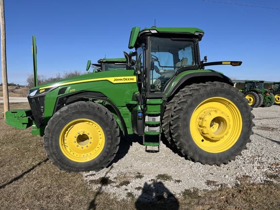 Image of John Deere 8R 370 equipment image 1