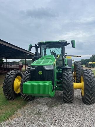 Image of John Deere 8R 370 equipment image 2