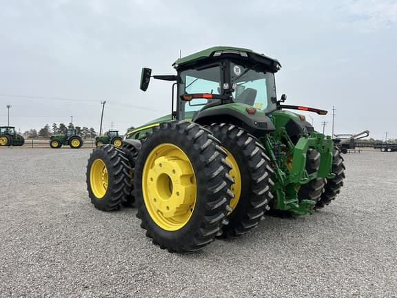 Image of John Deere 8R 370 equipment image 2