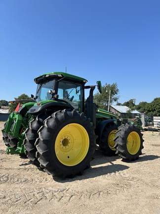 Image of John Deere 8R 370 equipment image 3