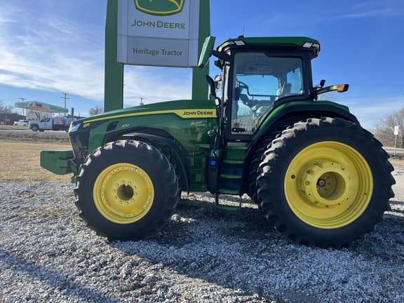 Image of John Deere 8R 370 equipment image 1