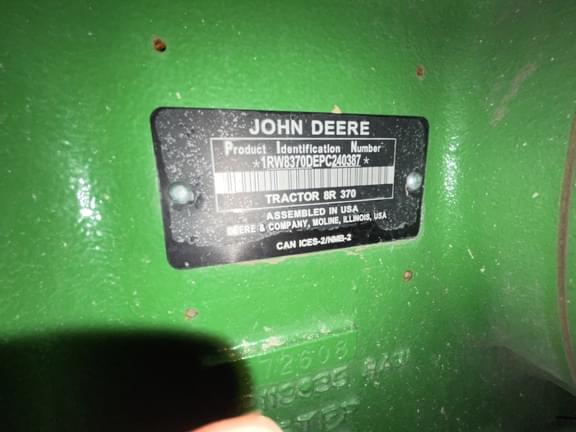Image of John Deere 8R 370 equipment image 1