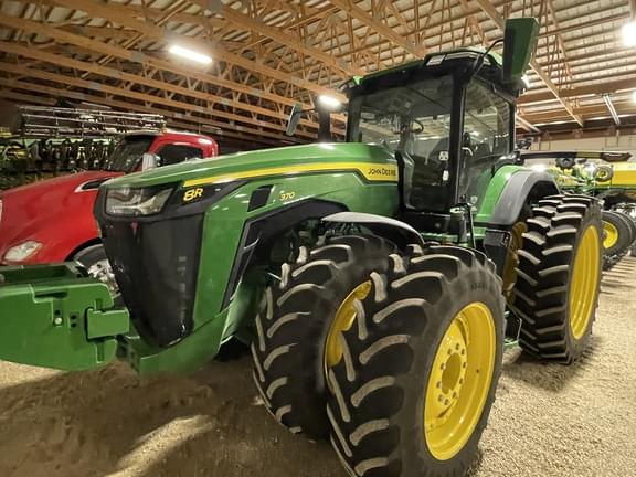 Image of John Deere 8R 370 Primary image