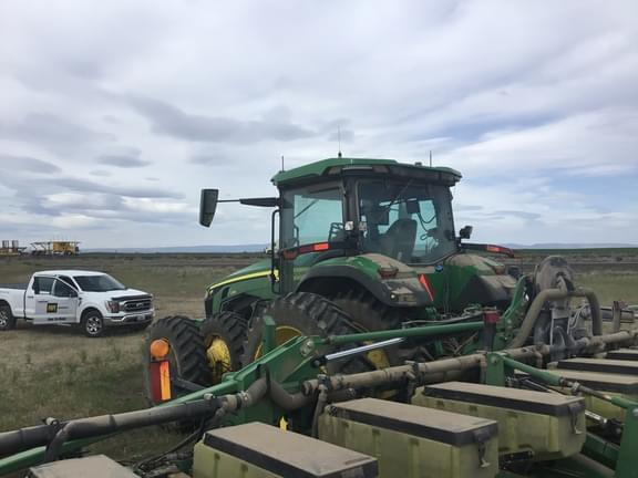 Image of John Deere 8R 370 equipment image 1