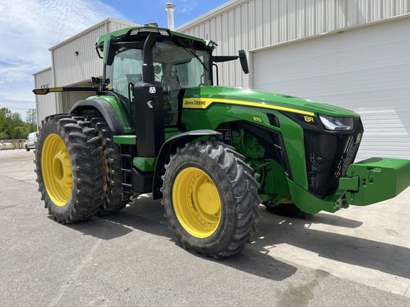 2024 John Deere 8R 370 Equipment Image0