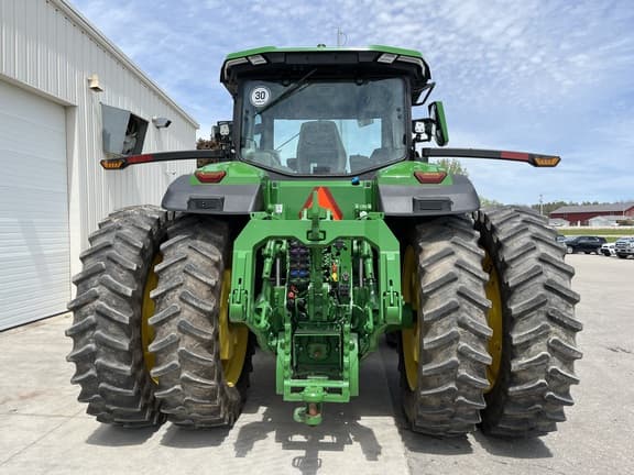Image of John Deere 8R 370 equipment image 3