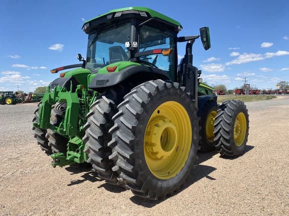 Image of John Deere 8R 370 equipment image 4