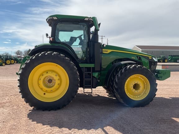 Image of John Deere 8R 370 equipment image 3