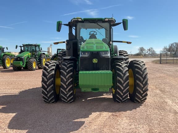 Image of John Deere 8R 370 equipment image 1