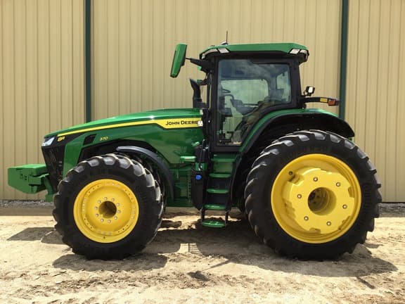 Image of John Deere 8R 370 equipment image 2