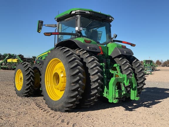 Image of John Deere 8R 370 equipment image 4