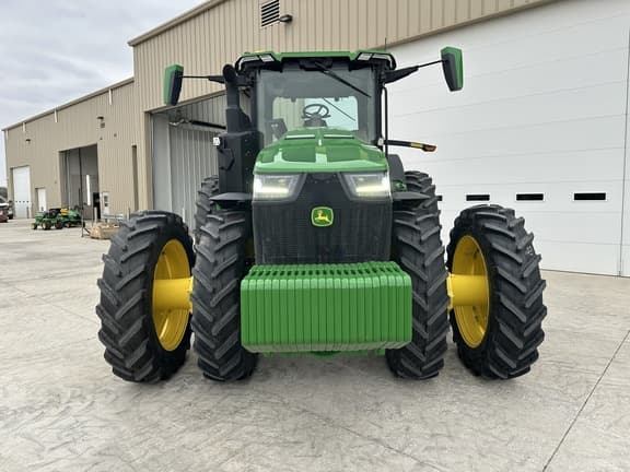 Image of John Deere 8R 370 equipment image 4