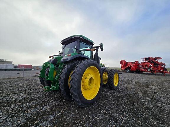 Image of John Deere 8R 370 equipment image 4