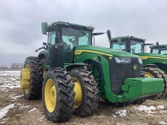 Image of John Deere 8R 370 equipment image 1