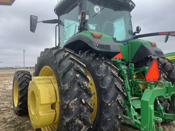 Image of John Deere 8R 370 equipment image 3