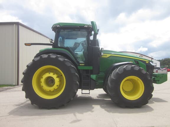Image of John Deere 8R 370 equipment image 2