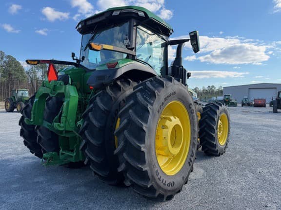 Image of John Deere 8R 370 equipment image 4