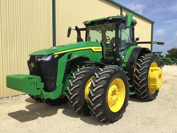 Image of John Deere 8R 370 equipment image 1