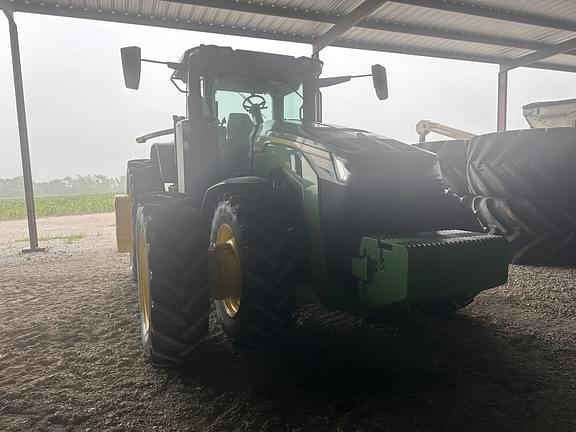 Image of John Deere 8R 370 equipment image 4