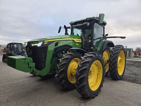 2024 John Deere 8R 370 Equipment Image0