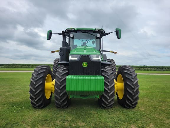 Image of John Deere 8R 370 equipment image 1