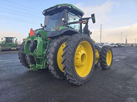 Image of John Deere 8R 370 equipment image 4