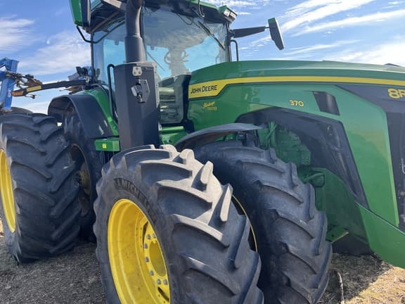 Image of John Deere 8R 370 equipment image 1