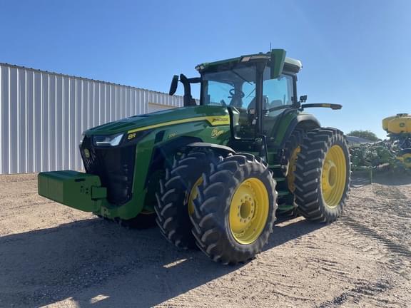 Image of John Deere 8R 370 equipment image 1