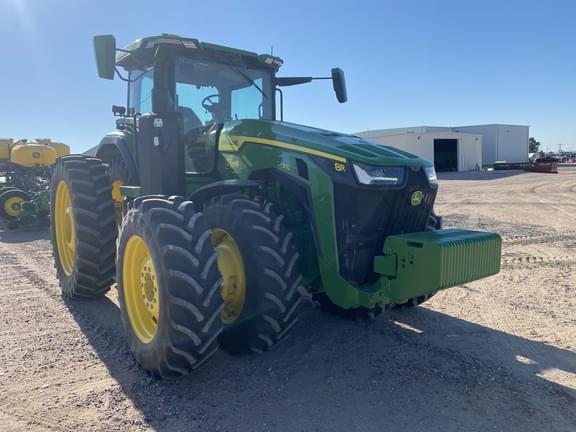 Image of John Deere 8R 370 equipment image 3