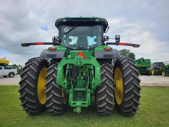 Image of John Deere 8R 370 equipment image 4