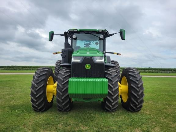 Image of John Deere 8R 370 equipment image 1