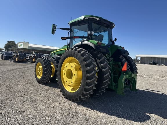 Image of John Deere 8R 370 equipment image 2