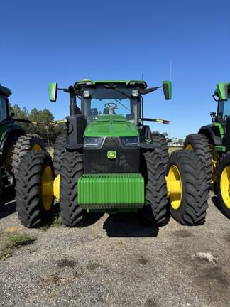 Image of John Deere 8R 370 equipment image 1