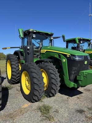 2024 John Deere 8R 370 Image