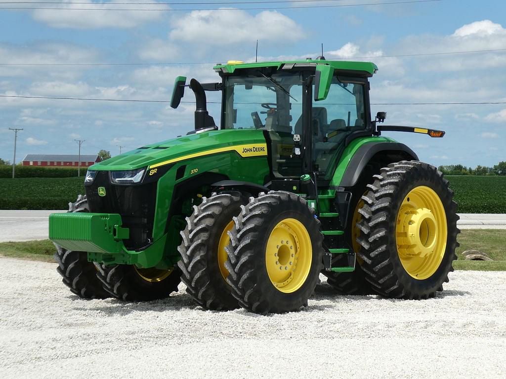 Image of John Deere 8R 370 Primary image