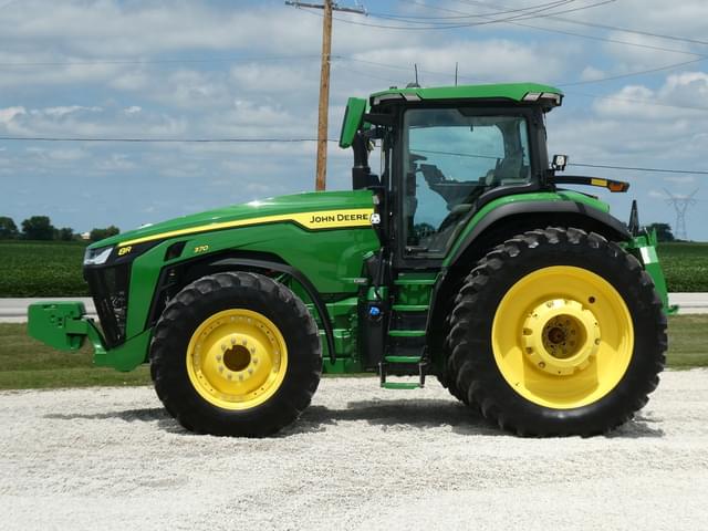 Image of John Deere 8R 370 equipment image 2