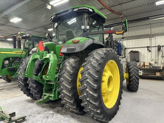 Image of John Deere 8R 370 equipment image 3