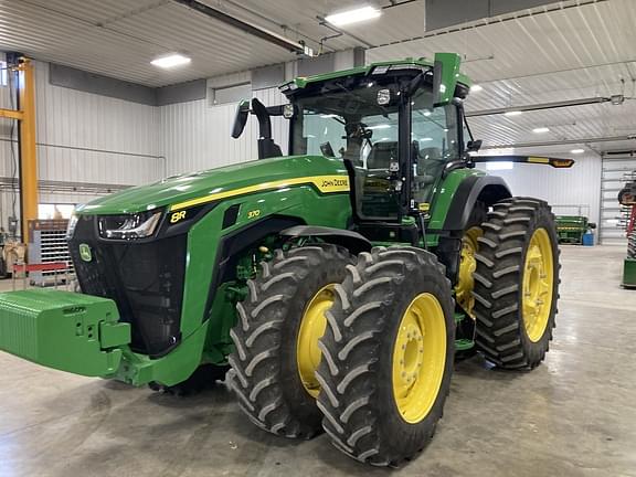 Image of John Deere 8R 370 Primary image