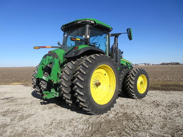 Image of John Deere 8R 370 equipment image 4