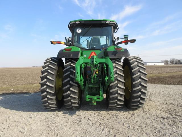 Image of John Deere 8R 370 equipment image 4