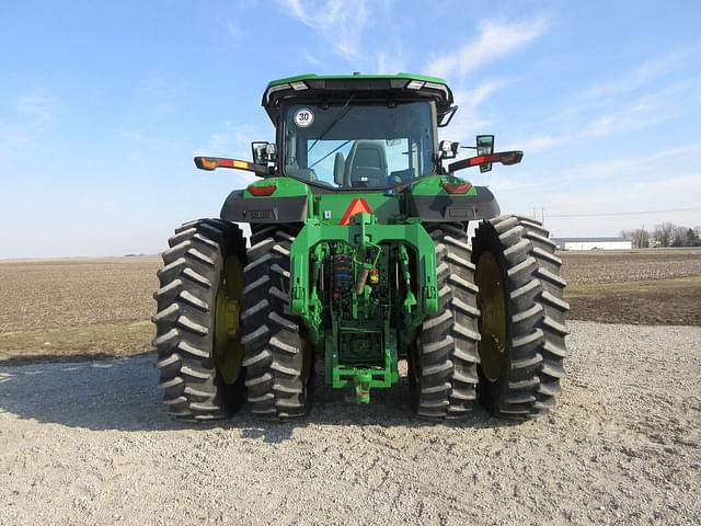 Image of John Deere 8R 370 equipment image 4
