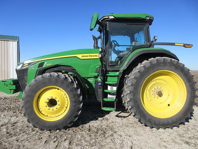 Image of John Deere 8R 370 equipment image 2