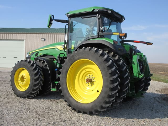 Image of John Deere 8R 370 equipment image 3