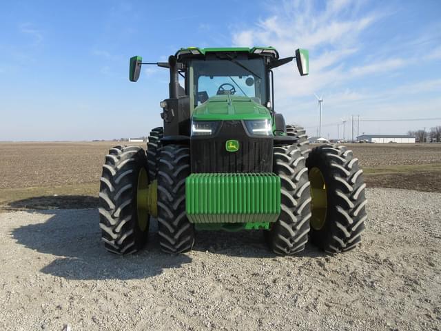 Image of John Deere 8R 370 equipment image 2