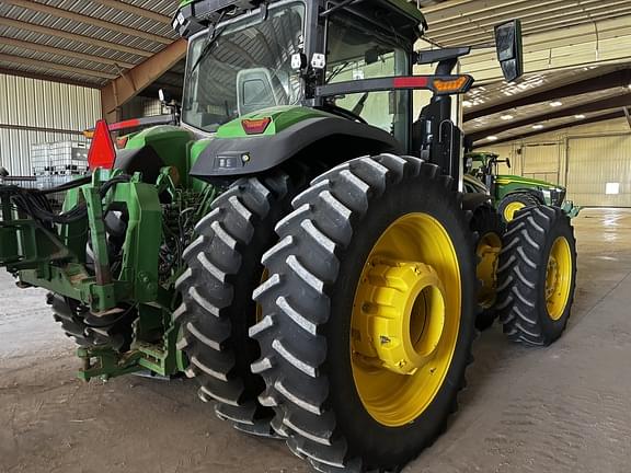 Image of John Deere 8R 370 equipment image 4
