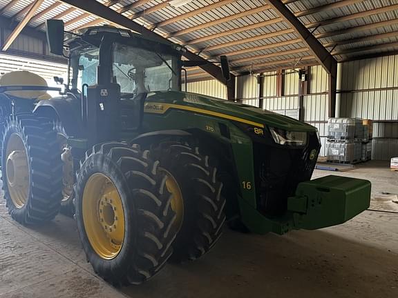 Image of John Deere 8R 370 equipment image 2
