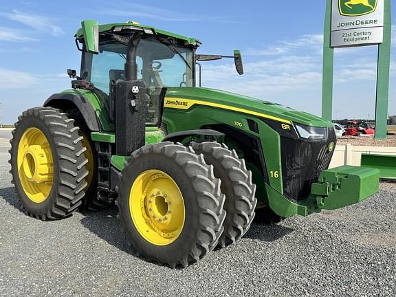 Image of John Deere 8R 370 equipment image 1