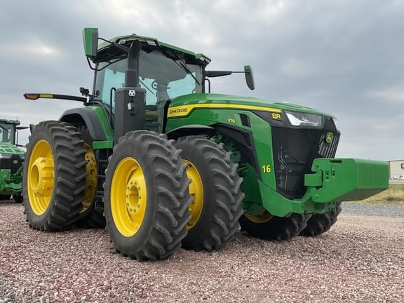 Image of John Deere 8R 370 Primary image