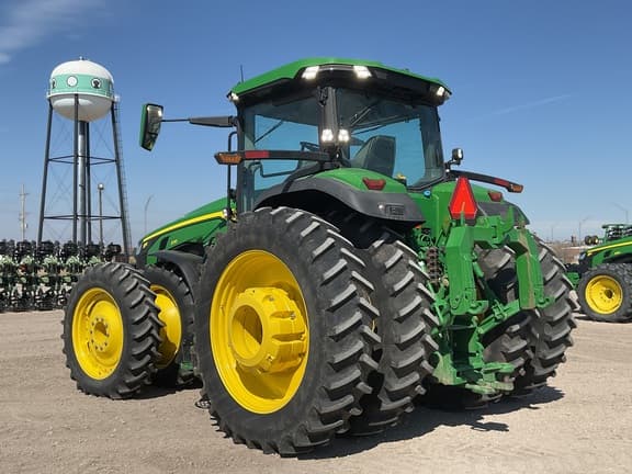 Image of John Deere 8R 370 equipment image 2