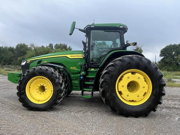 Image of John Deere 8R 370 equipment image 1